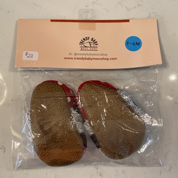 Mickey print baby mocc size 3-6 month - Picture 2 of 2